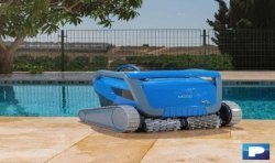 Robot Dolphin M550